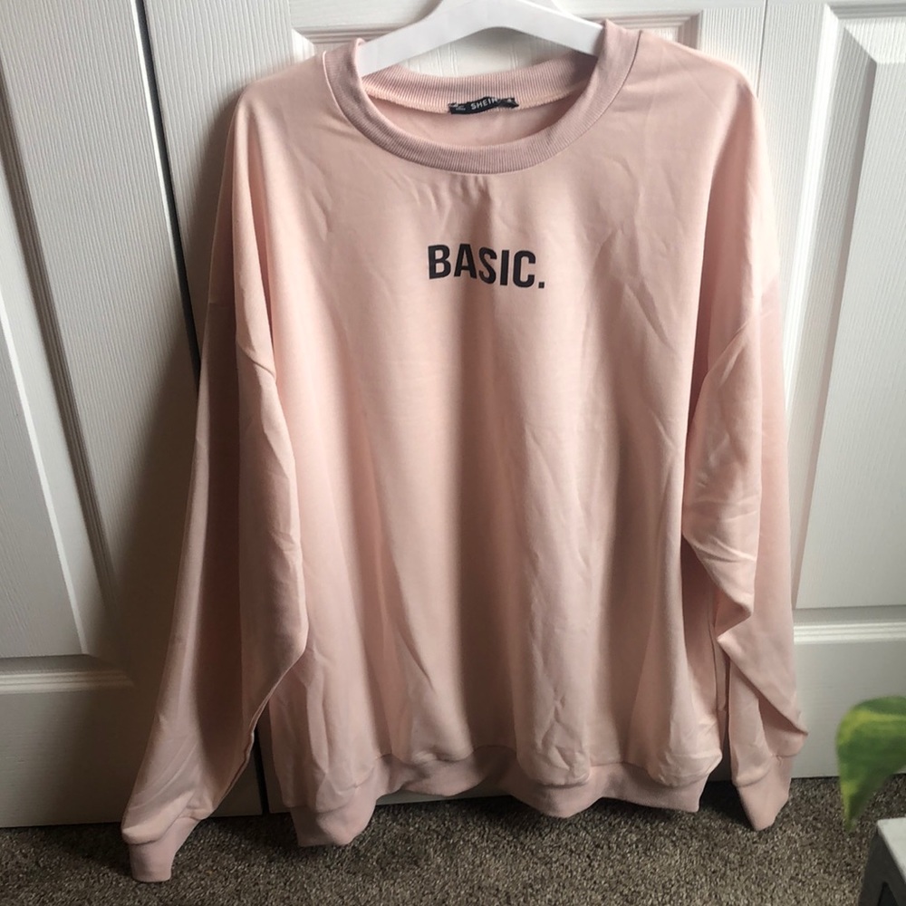 Light pink oversized crewneck sweatshirt